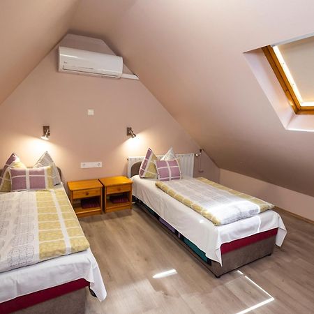 אגר Cecey Apartman מראה חיצוני תמונה